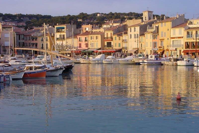 Appart. 4 Pers A 6 Kms De Cassis Avec Acces Piscine Roquefort-la-Bédoule Dış mekan fotoğraf