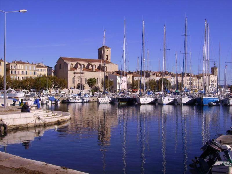 Appart. 4 Pers A 6 Kms De Cassis Avec Acces Piscine Roquefort-la-Bédoule Dış mekan fotoğraf